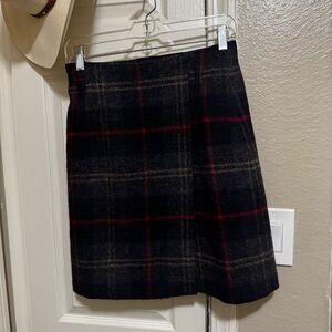 VINTAGE EDDIE BAUER Plaid Wool Skirt - Black and Red